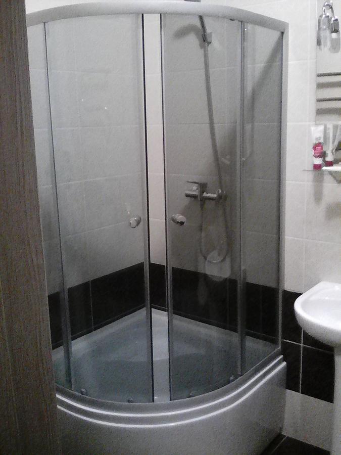 Mineralna Apartment 49 Irpin Bagian luar foto